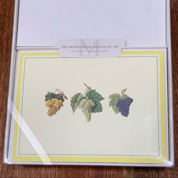 Metropolitan Museum of Art Grape Note Cards, new in box, shrink wrapped - Picture 2 of 4